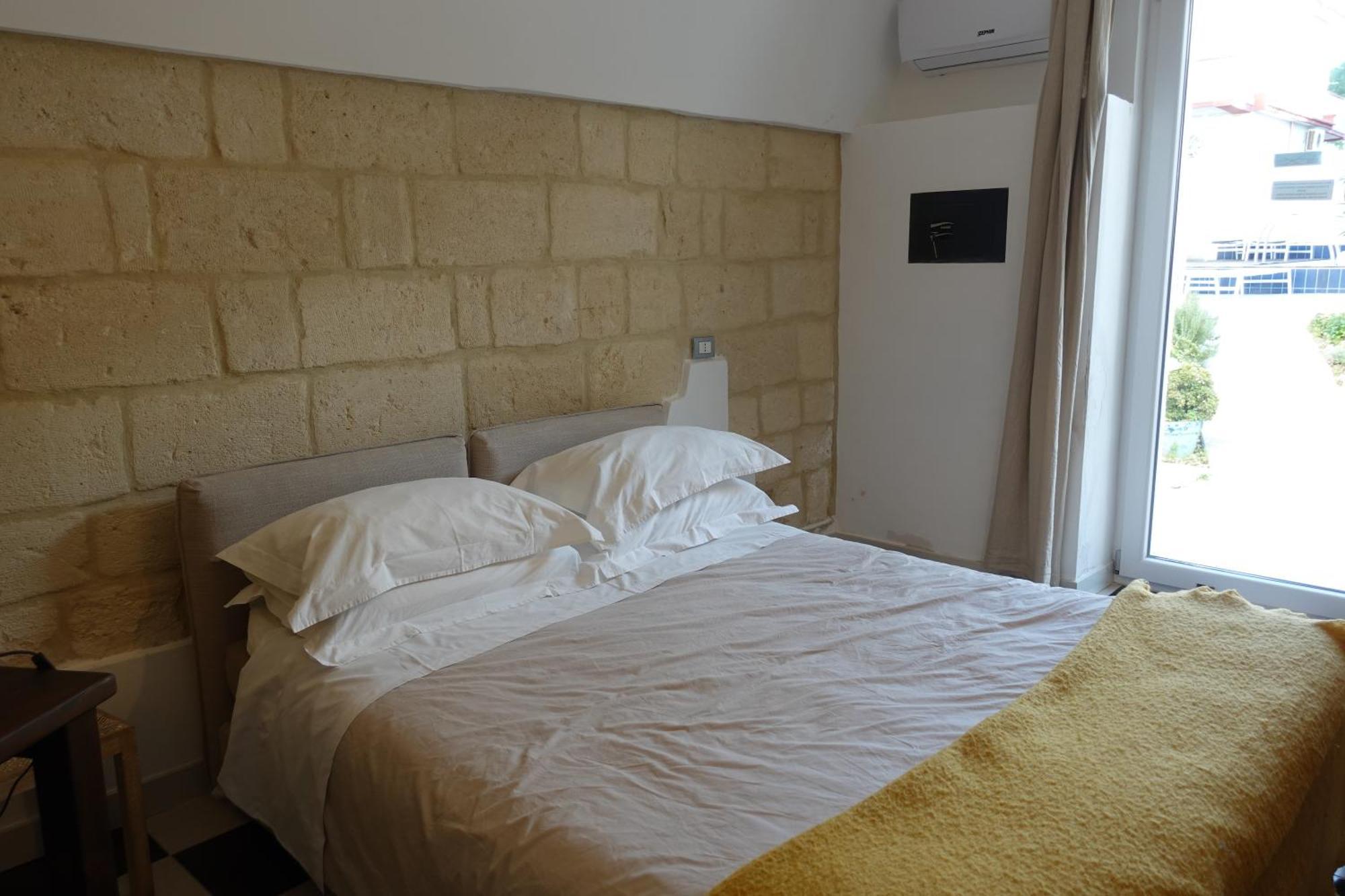 Aparthotel Masseria Villa Marchesi ตารันโต ภายนอก รูปภาพ